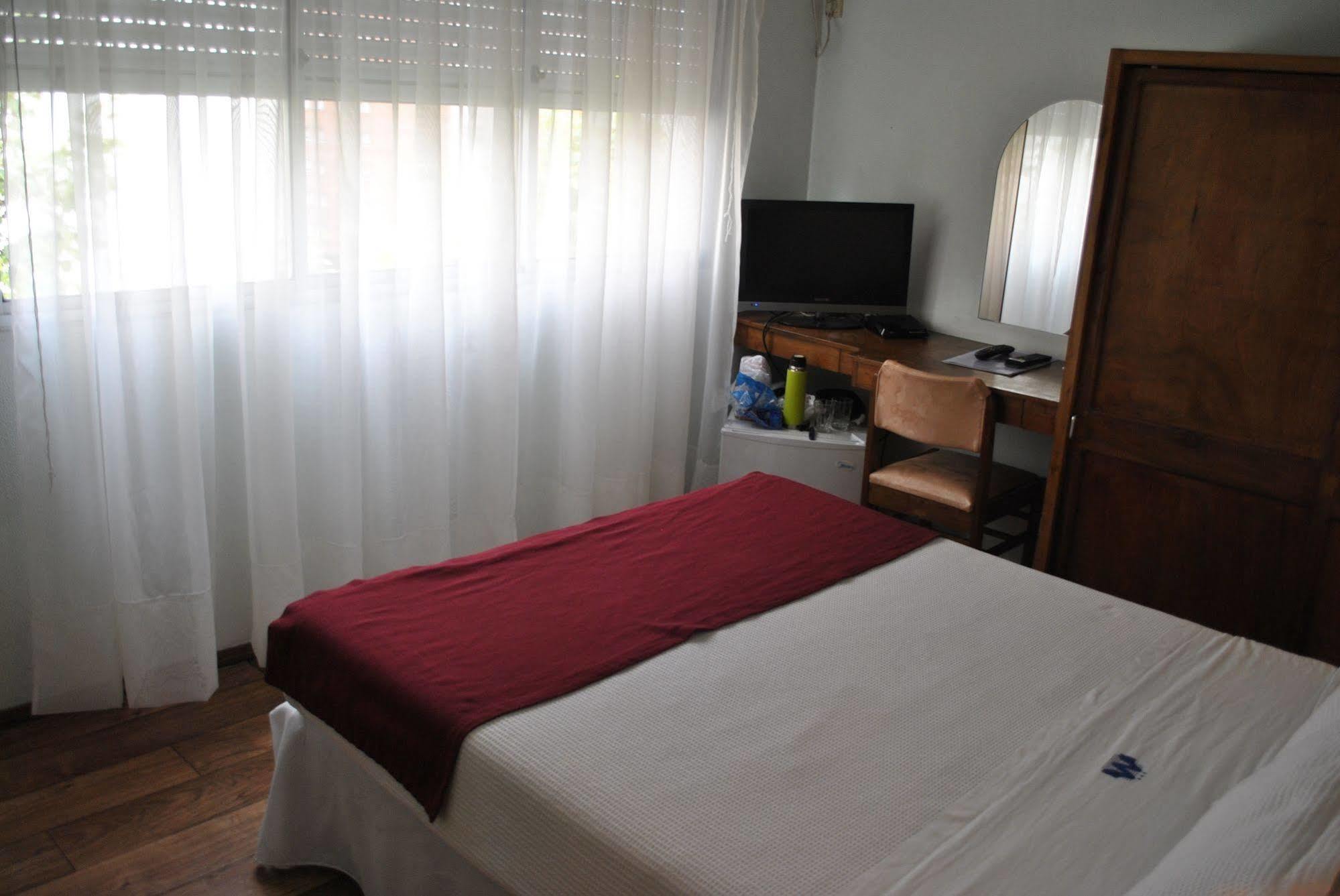 Hotel Mediterraneo Montevideo Luaran gambar